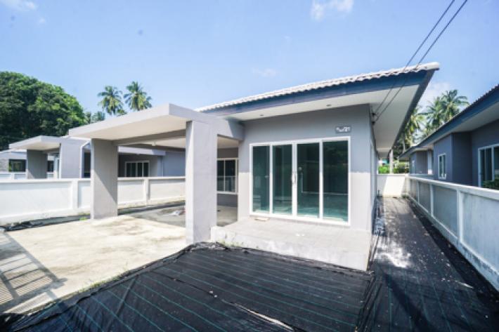 House 2 bedroom house with 2 bathrooms is  now available for sale in Koh Samui Thailand 
