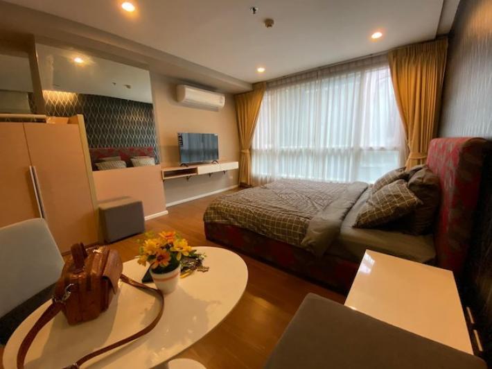 15 Sukhumvit Residence safe private nice room BTS Nana