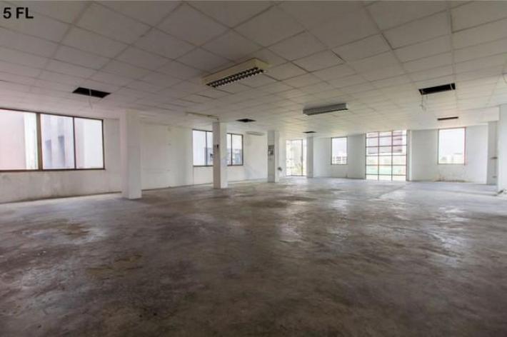 ให้เช่าอาคารสำนักงาน6ชั้นห้องมุมพร้อมลิฟท์ย่านรัชดาสุทธิสารห้วยขวาง ใกล้ MRTสุทธิสาร