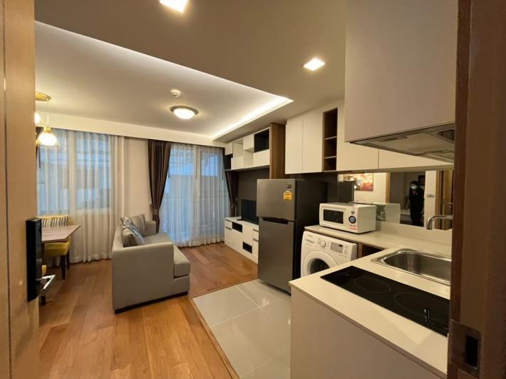 For Rent : InterLux Premier Sukhumvit 13 ห้องใหญ่ Full Furnished ค่าเช่า 20,000 บาท/เดือน 