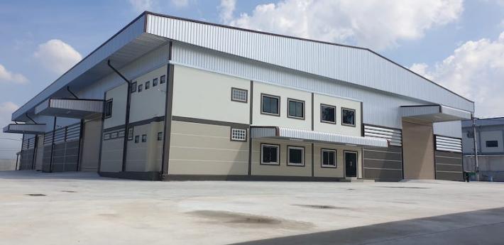 BST360 ให้เช่า-ขาย โกดัง โรงงาน Factory Zone EEC Chonburi size 2200 - 2400 sqm.