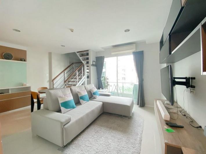 4 : Beautiful duplex room at Whizdom The Exclusive Near BTS Punnawithi (500m)