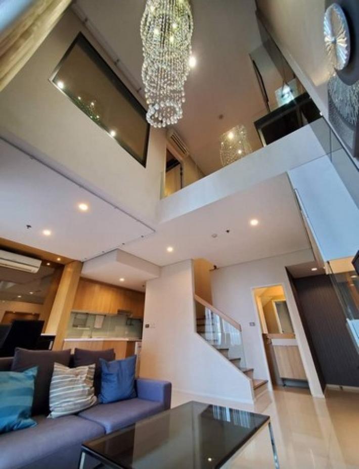 For RENT & SALE Villa Asoke Duplex condo unit Floor 7-8, near MRT and Airport Rail Link
